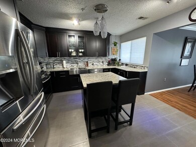 909 Scarlet Oak Ave, Toms River, NJ 08755 - photo 3