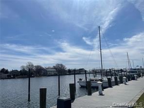 263 River Ave unit 6 Au, Patchogue, NY 11772 - photo 2