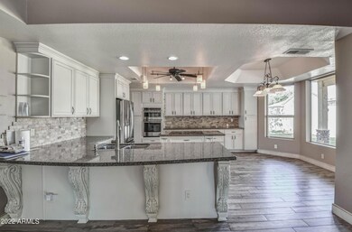 KITCHEN 1