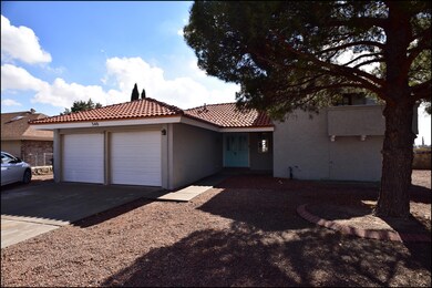 340 Higley Cir, Horizon City, TX 79928 - photo 2