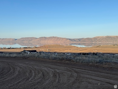 441 W Starflower Way unit 100, Garden, UT 84028 - photo 6