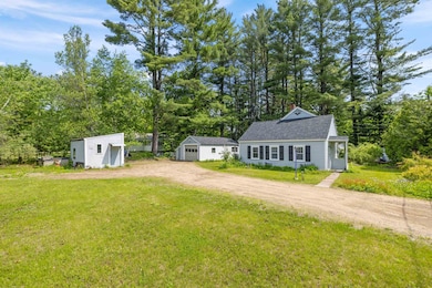 37 Robin St, Franklin, NH 03235 - photo 2