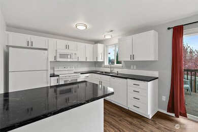 9015 Thea Rose Dr SE, Yelm, WA 98597 - photo 7