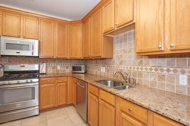 101 Knightsbridge Ln, Morganville, NJ 07751 - photo 5