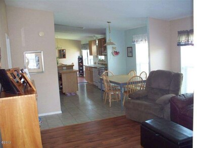 Family room to kitchen