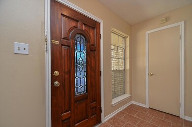 3602 Pine Ridge Ln, Houston, TX 77088 - photo 5