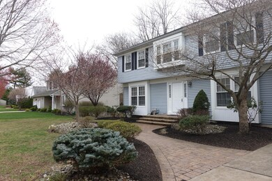 9 Hidden Pond Ln, Holmdel, NJ 07733 - photo 2