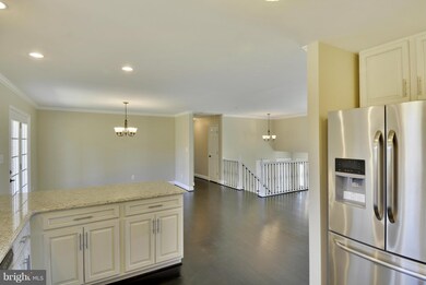 14005 Lewisdale Rd, Clarksburg, MD 20871 - photo 6