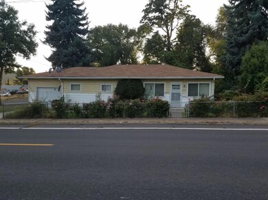 2106 Biehn St, Klamath Falls, OR 97601 - photo 2