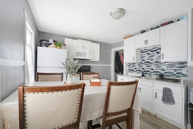 15-17 Morton Square, Stoughton, MA 02072 - photo 7