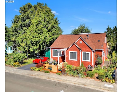 460 12th Ave, Seaside, OR 97138 - photo 2