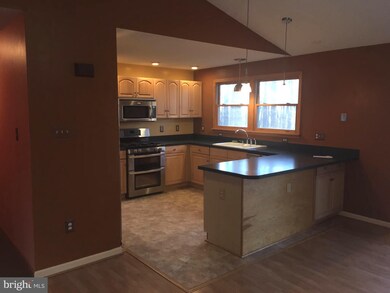 196 Cliff Rd, Linden, VA 22642 - photo 6