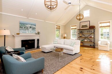 22 Kitts Field Cir, Edgartown, MA 02539 - photo 5