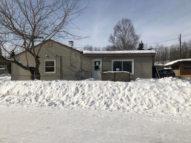 Side entry from driveway