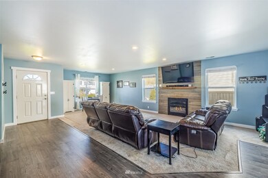 116 Silvernail St NE, Orting, WA 98360 - photo 3