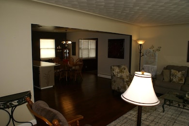 Living room to dining area
