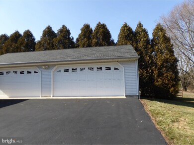 133 Telford Pike, Telford, PA 18969 - photo 2