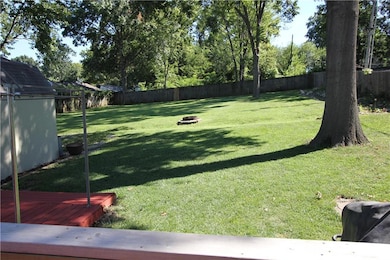 9809 E 25th St S, Independence, MO 64052 - photo 6