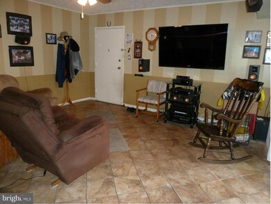 17822 Buehler Rd, Olney, MD 20832 - photo 4