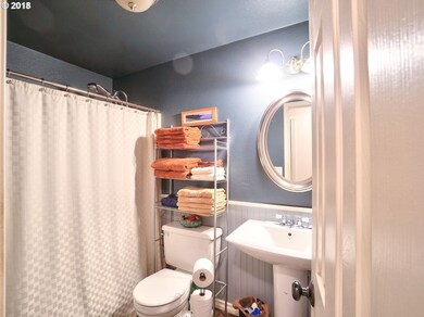 756 NE 16th Ave, Canby, OR 97013 - photo 7