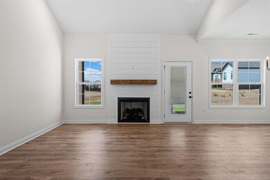 1308 Helmsdale Ave, Bowling Green, KY 42101 - photo 6