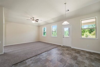 7643 Nevaeh Crest Path, Houston, TX 77016 - photo 4