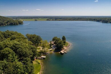 11181 W Grandview Dr, Columbus, IN 47201 - photo 4