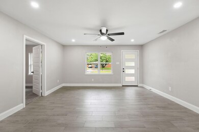 1302 S 1st St, Corsicana, TX 75110 - photo 5