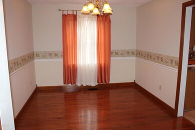 123 Kestrel Rd, Mountain Top, PA 18707 - photo 7