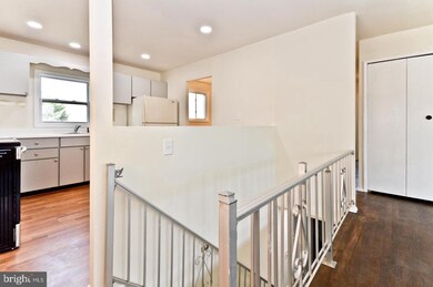 332 Eagle Harbor S, Laurel, MD 20724 - photo 7