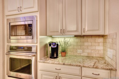 10323 Salamanca, Helotes, TX 78023 - photo 4