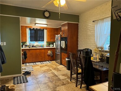 Downstairs Apt