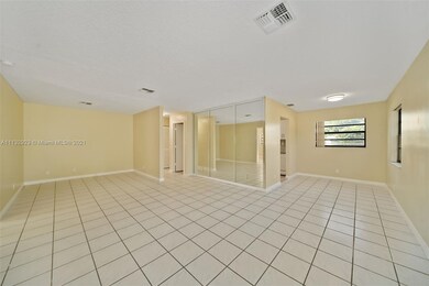 2691 NW 19th Ave, Oakland Park, FL 33311 - photo 5