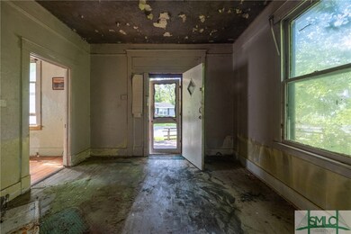 712 E 34th St, Savannah, GA 31401 - photo 4