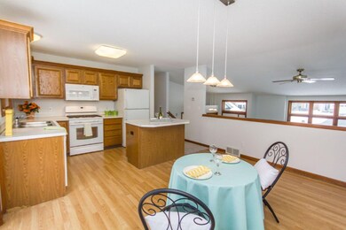 Kitchen and dining 3