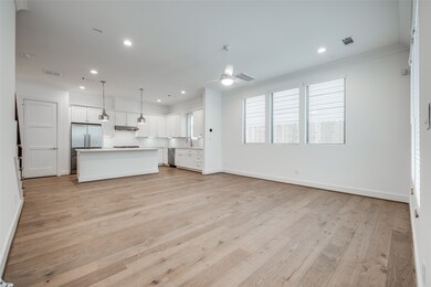 1911 Vermont St, Houston, TX 77019 - photo 7