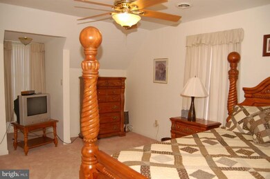 136 Chestnut Dr, Elkton, MD 21921 - photo 6