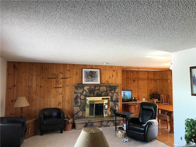 338 N Lyle Ave, East Wenatchee, WA 98802 - photo 2