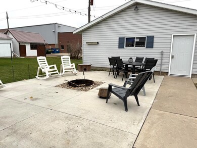 210 3rd St E, Morgan, MN 56266 - photo 7