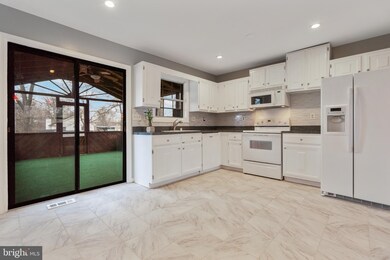 8514 Mulberry St, Laurel, MD 20707 - photo 5