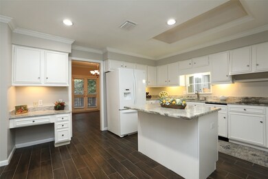 236 Sugarberry Cir, Houston, TX 77024 - photo 6