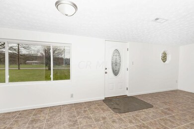 11464 Jacksontown Rd, Thornville, OH 43076 - photo 4