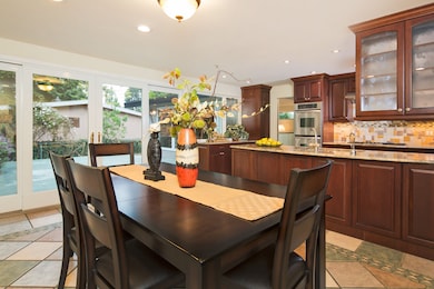 4510 88th Ave SE, Mercer Island, WA 98040 - photo 2