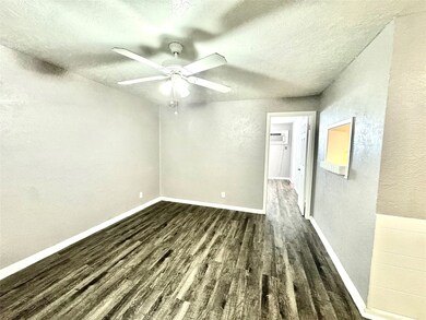 1755 Colquitt St unit 12, Houston, TX 77098 - photo 2