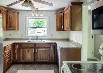 45 Ashmore Rd, Worcester, MA 01602 - photo 5