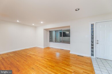 67 Dennison Dr, East Windsor, NJ 08520 - photo 5