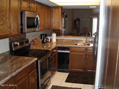 COMPLETE KITCHEN