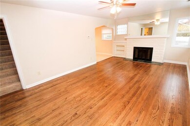 Walk in to gleaming hardwoods!