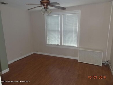 1st level den
