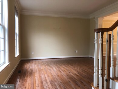 21372 Larue Ct, Ashburn, VA 20148 - photo 4